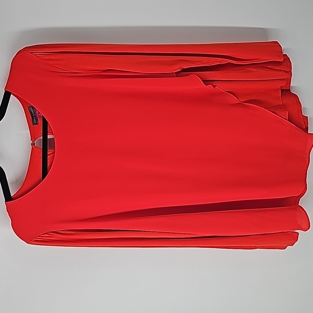 Vince Camuto Vibrant‎ Red Orange CrewNeck Assemetric Layered Top w Teardrop Back